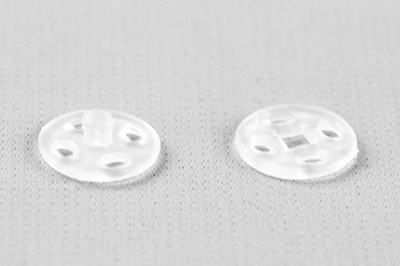 Кнопки пришивные пластиковые 10 мм, блистер 24шт, цв.-прозрачные - купить в Улан-Удэ. Цена: 48.41 руб.